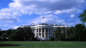 نشست اضطراری کاخ سفید با حضور بایدن در پی کشته شدن ۳ آمریکایی