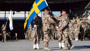هشدار ارتش و دولت سوئد به شهروندان به آمادگی برای جنگ؛ سوئدی‌ها هراسان به فروشگاه‌ها هجوم بردند