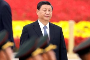 اقدام جنجالی رئیس جمهور چین؛ پوشیدن لباس نظامی به چه معناست؟+عکس