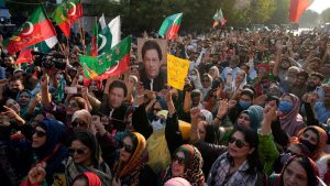متحدان عمران خان بیشترین کرسی‌ها را در پارلمان آینده پاکستان خواهند داشت
