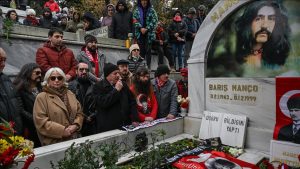 گرامی‌داشت سالگرد درگذشت باریش مانچو، خواننده محبوب ترکیه