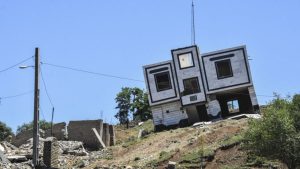 محققان در آلمان: رانش شدید زمین در روستای حسین‌آباد ایران نتیجه ساختن یک سد بود