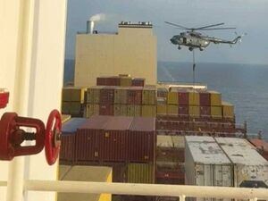 فیلم/ هلی‌برن نیروهای نظامی بر روی کشتی میلیاردر اسرائیلی