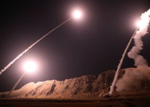 موشک های ایران به هدف خوردند /ضربات سنگین ایران به پایگاه هوایی اسرائیل /۱۵۰ موشک به سمت اسرائیل شلیک شد