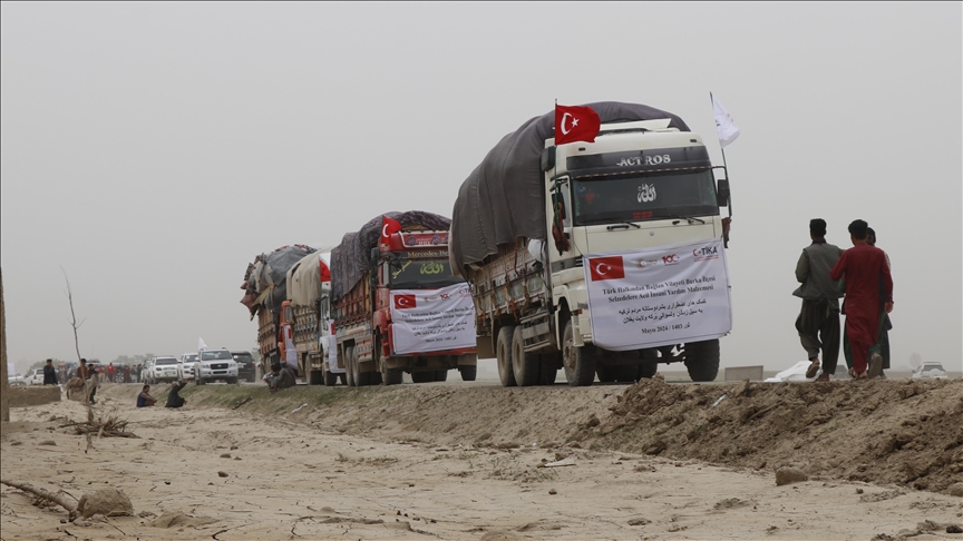 حمایت ترکیه از ۸۰۰ خانواده سیل‌زده در افغانستان